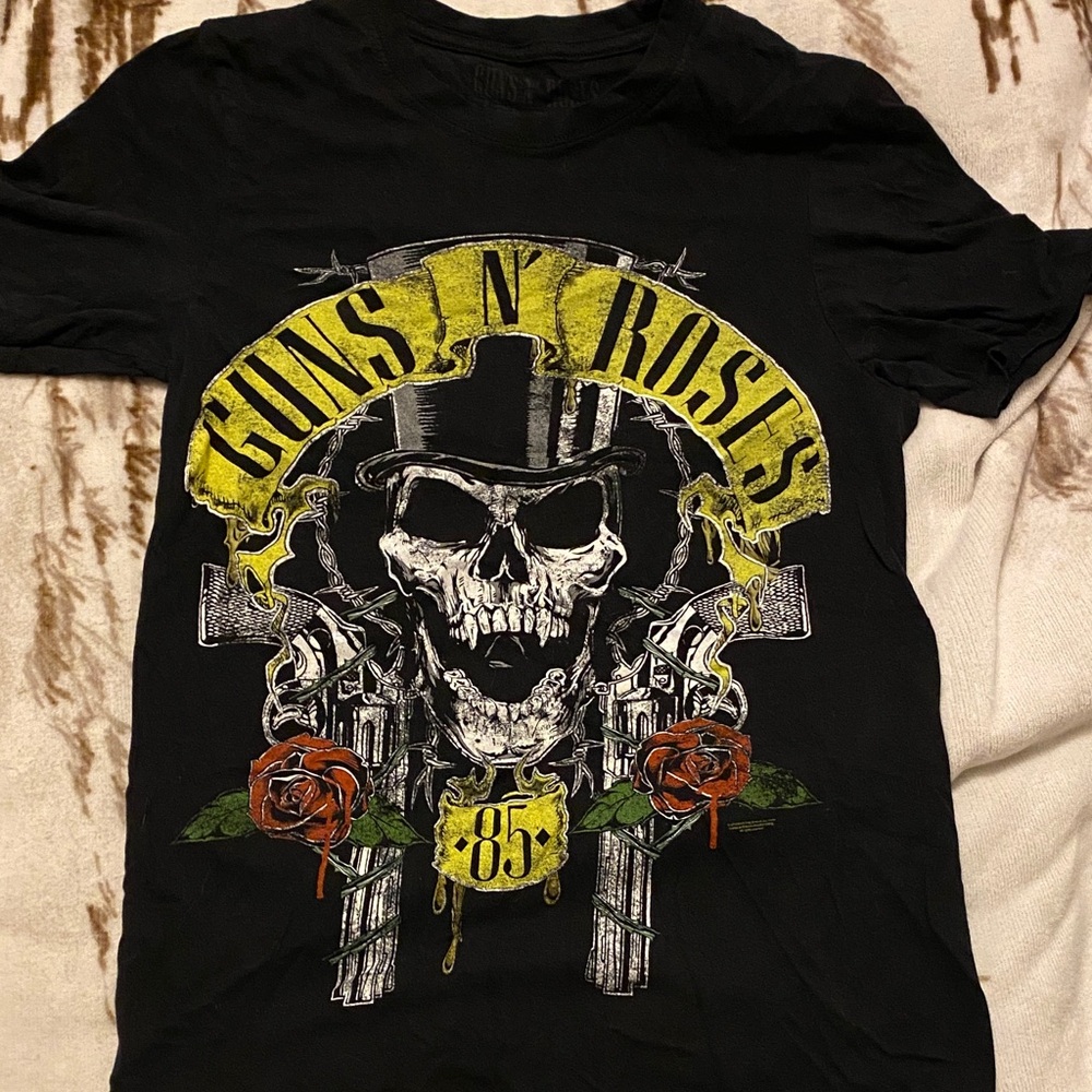 Spencer's Black Guns N' Roses Graphic Tee